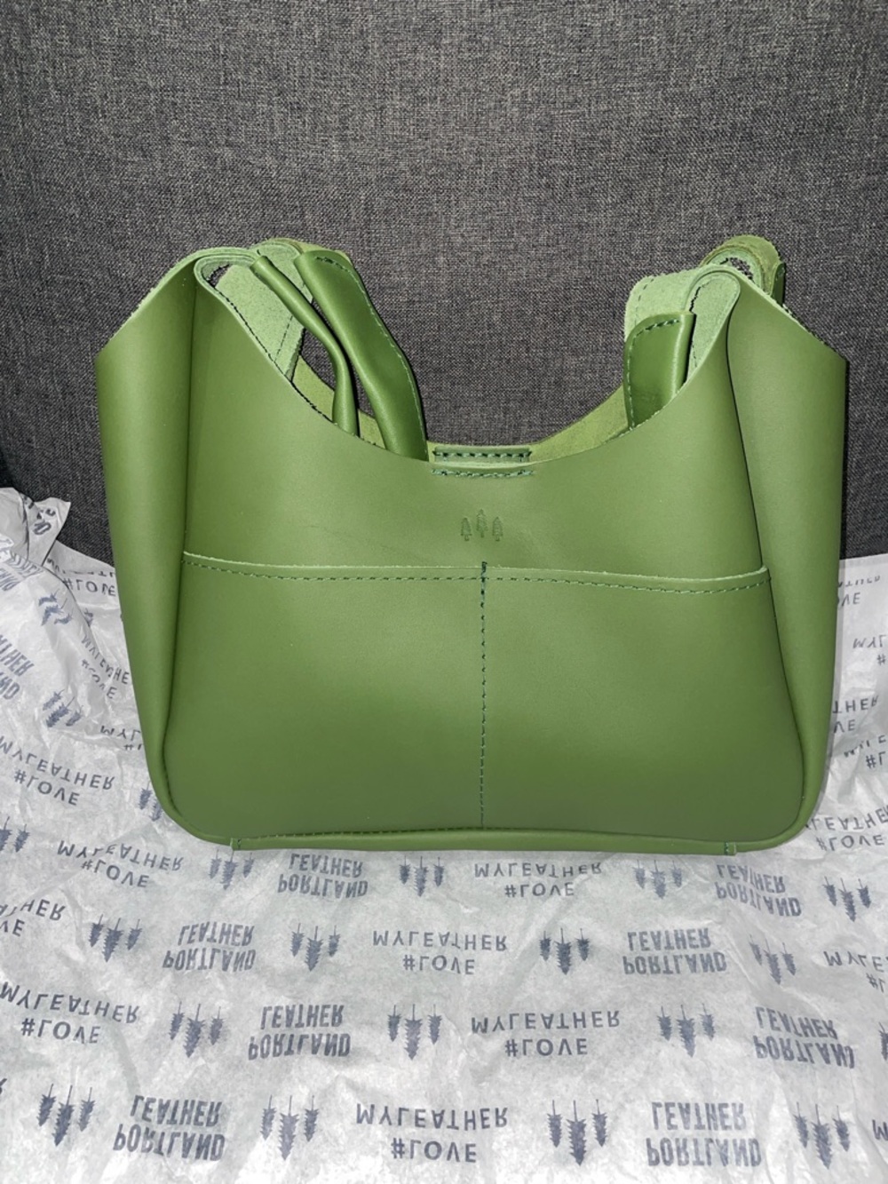 BNNU Portland Leather Madison Medium Shoulder Bag in Cactus